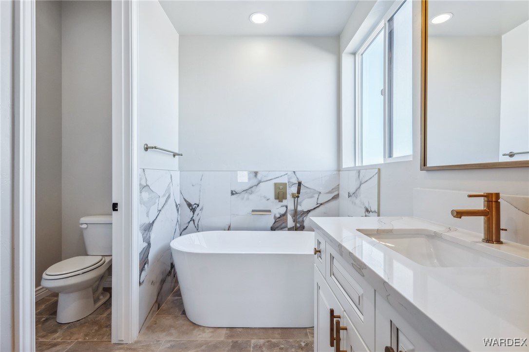 3105 Canyon De Chelly Drive