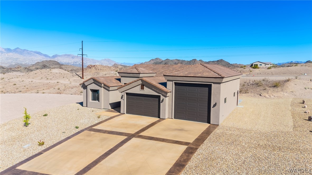 3105 Canyon De Chelly Drive
