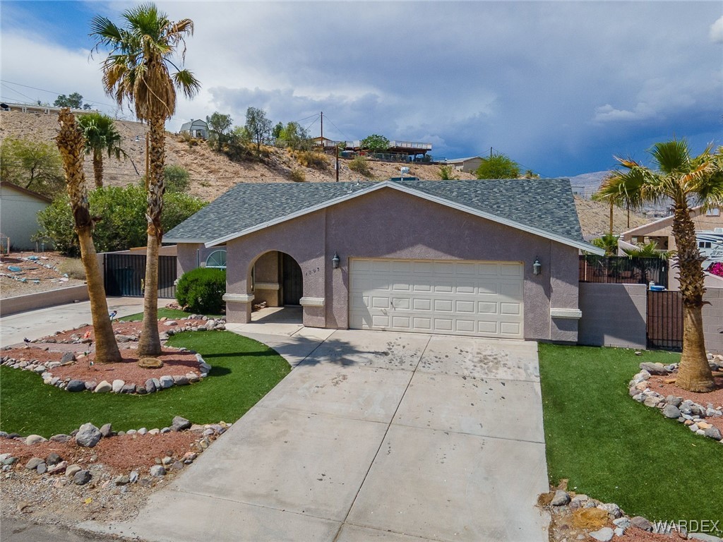 1805 Escalera Circle