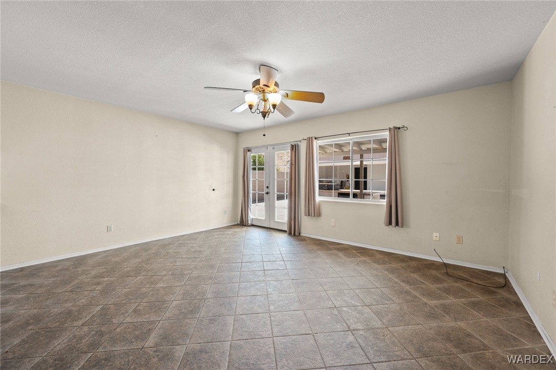1805 Escalera Circle