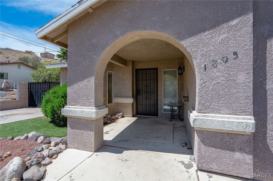 1805 Escalera Circle