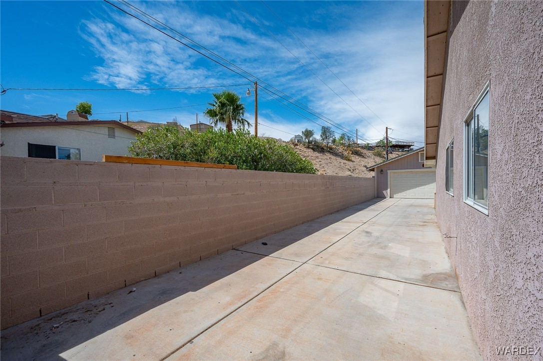 1805 Escalera Circle