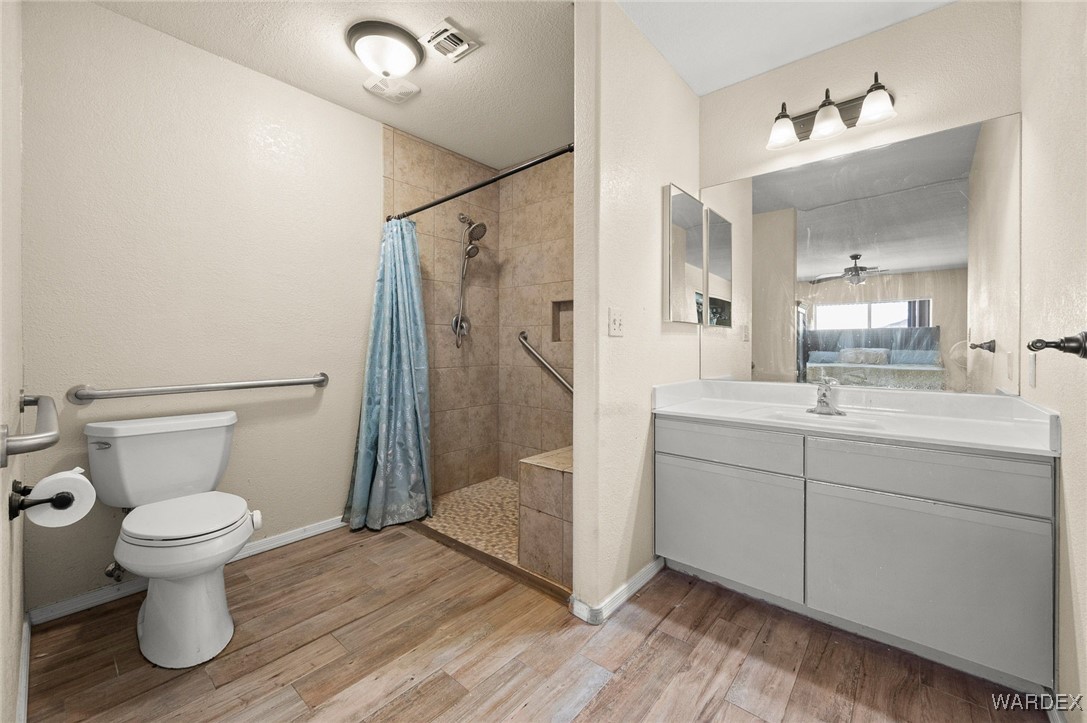 1805 Escalera Circle