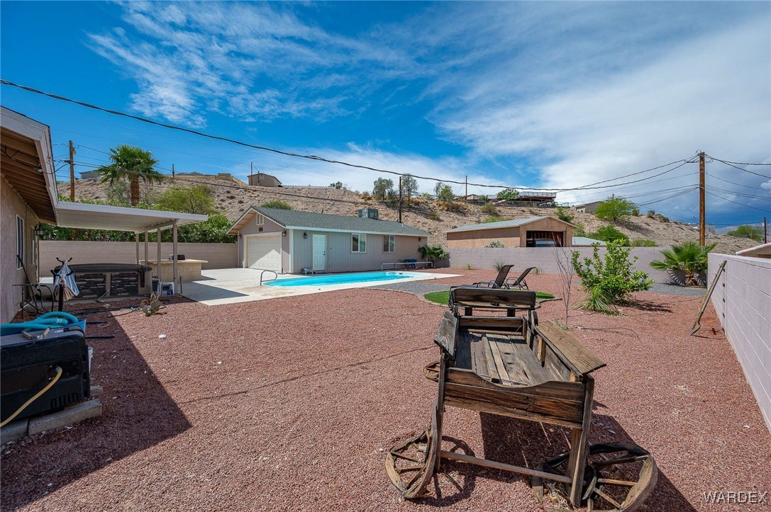 1805 Escalera Circle
