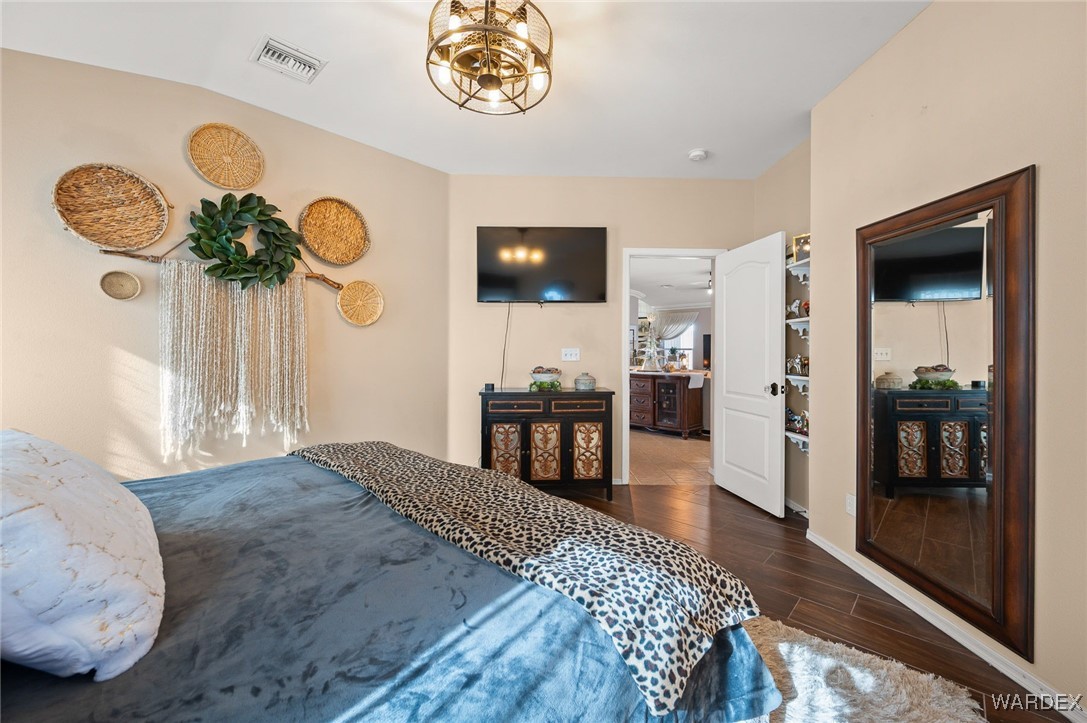2370 Crimson Road