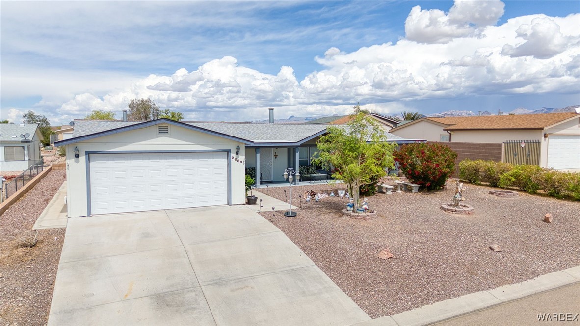 2689 E Mary Avenue
