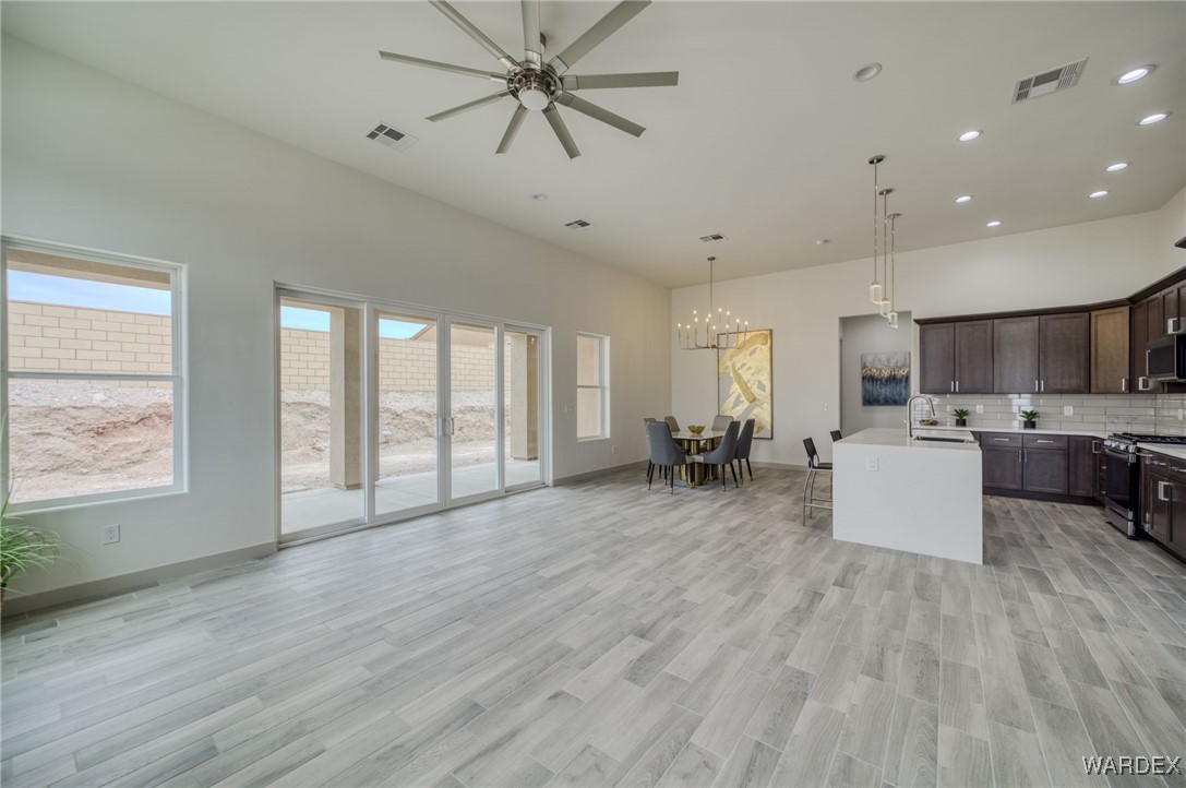 952 Thumb Butte Drive