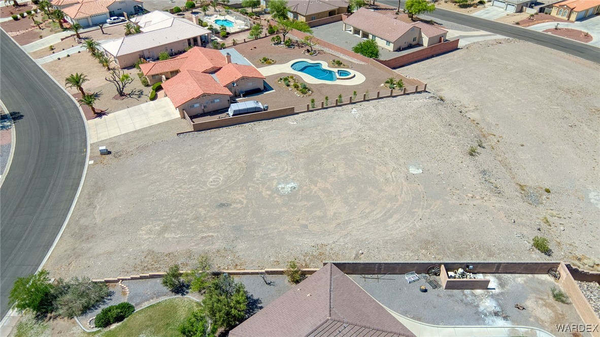 2883 Cresthill Drive