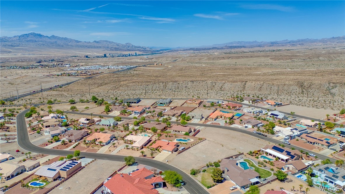 2883 Cresthill Drive