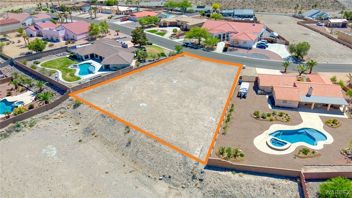 2883 Cresthill Drive