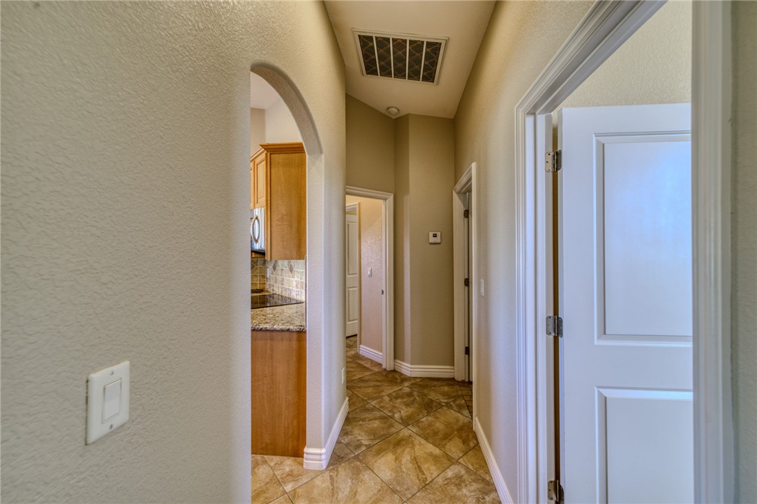 6136 S Bella Vista Drive