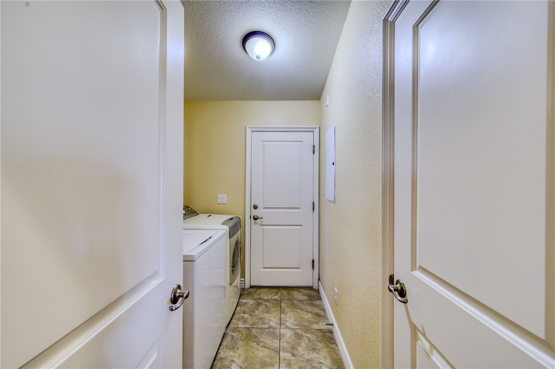 6136 S Bella Vista Drive