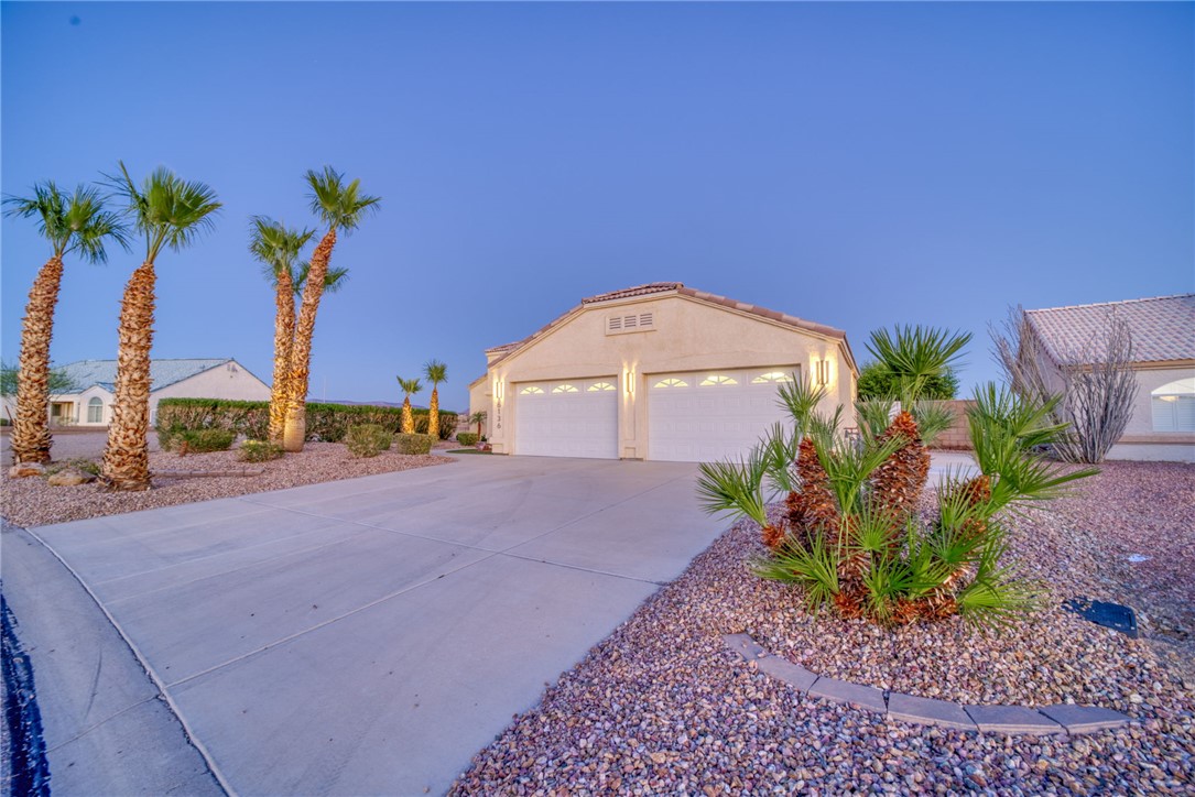 6136 S Bella Vista Drive