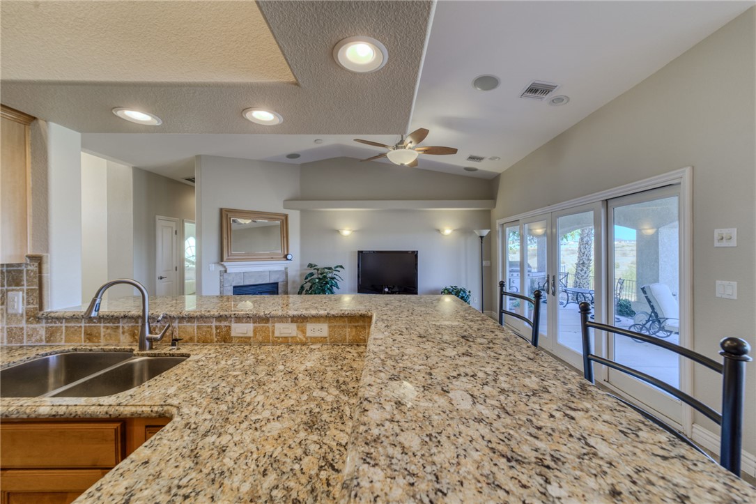 6136 S Bella Vista Drive