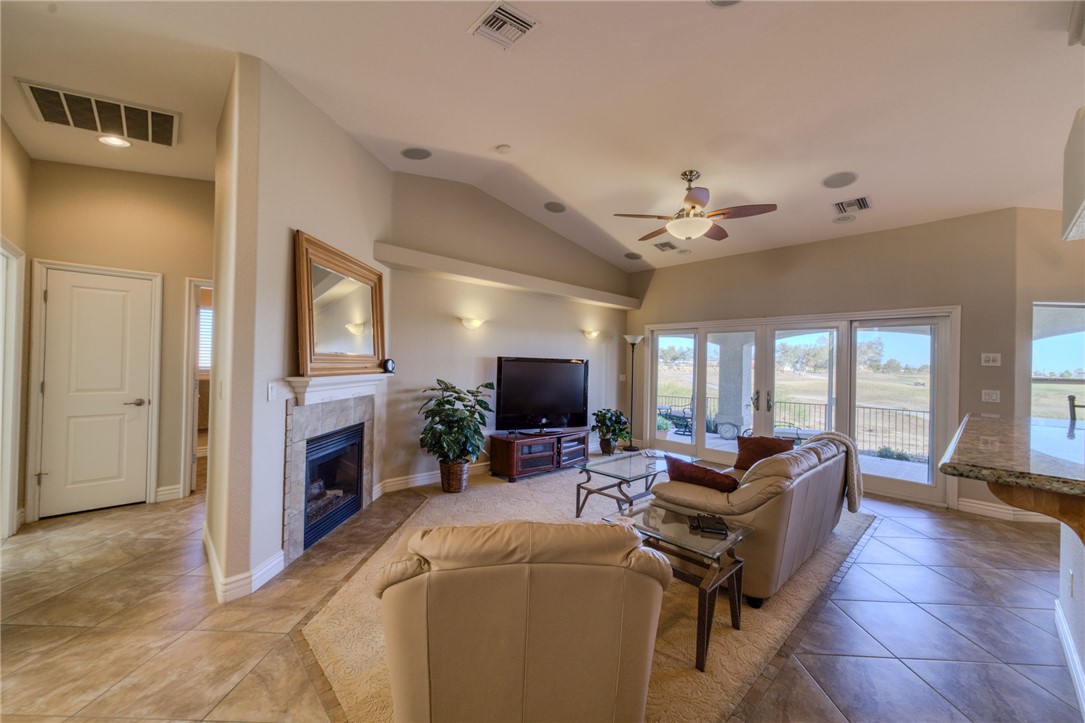 6136 S Bella Vista Drive
