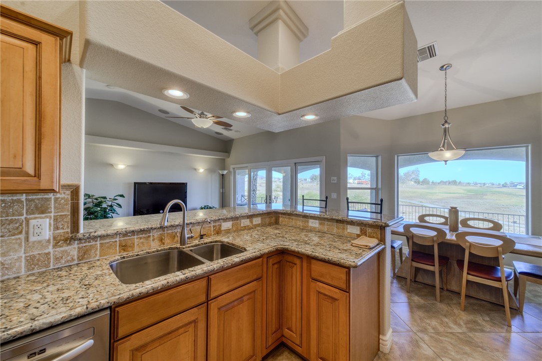 6136 S Bella Vista Drive