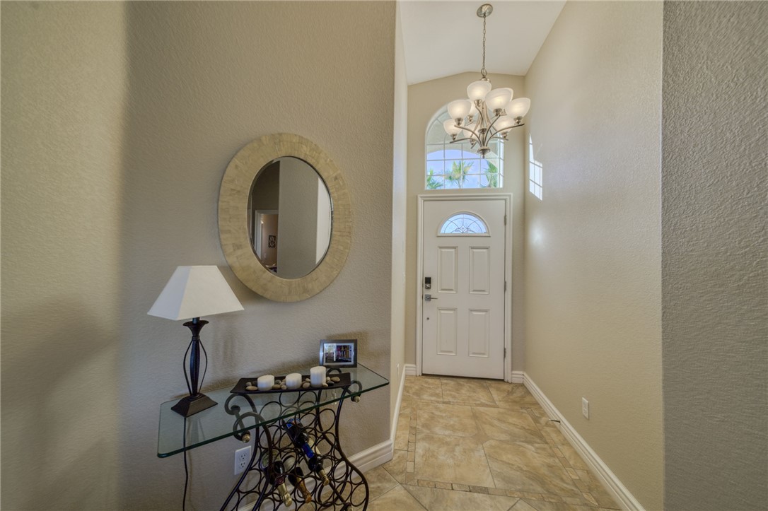 6136 S Bella Vista Drive