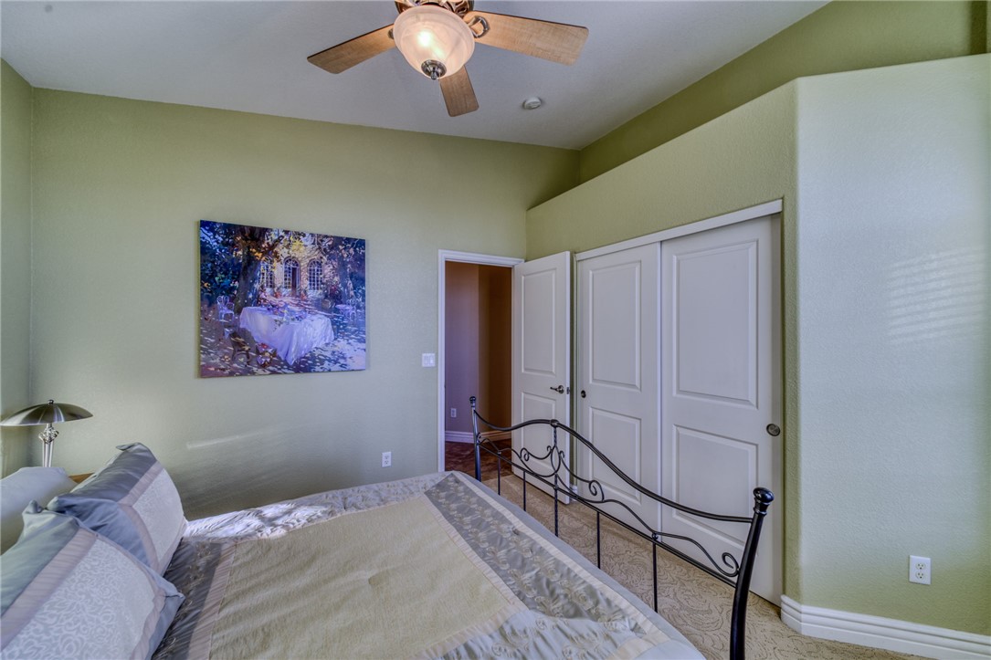 6136 S Bella Vista Drive