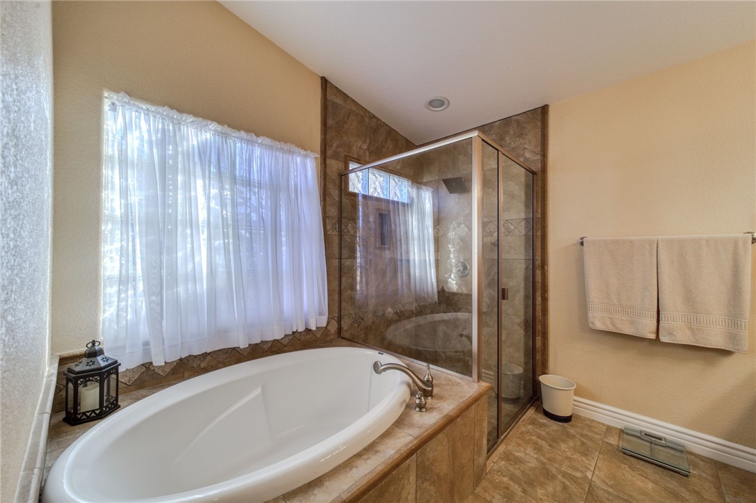 6136 S Bella Vista Drive