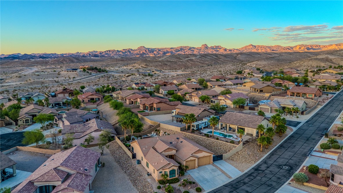 936 Talon Pointe Drive