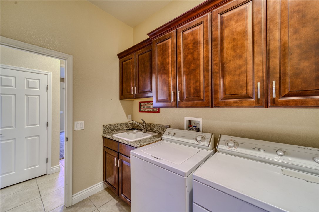 936 Talon Pointe Drive