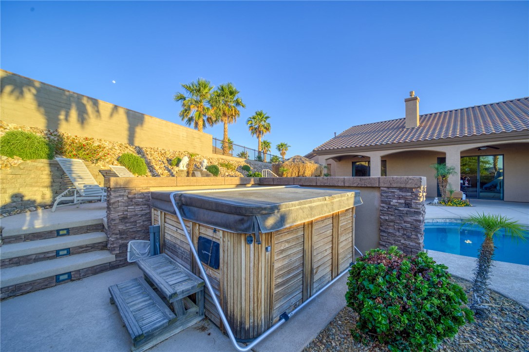 936 Talon Pointe Drive