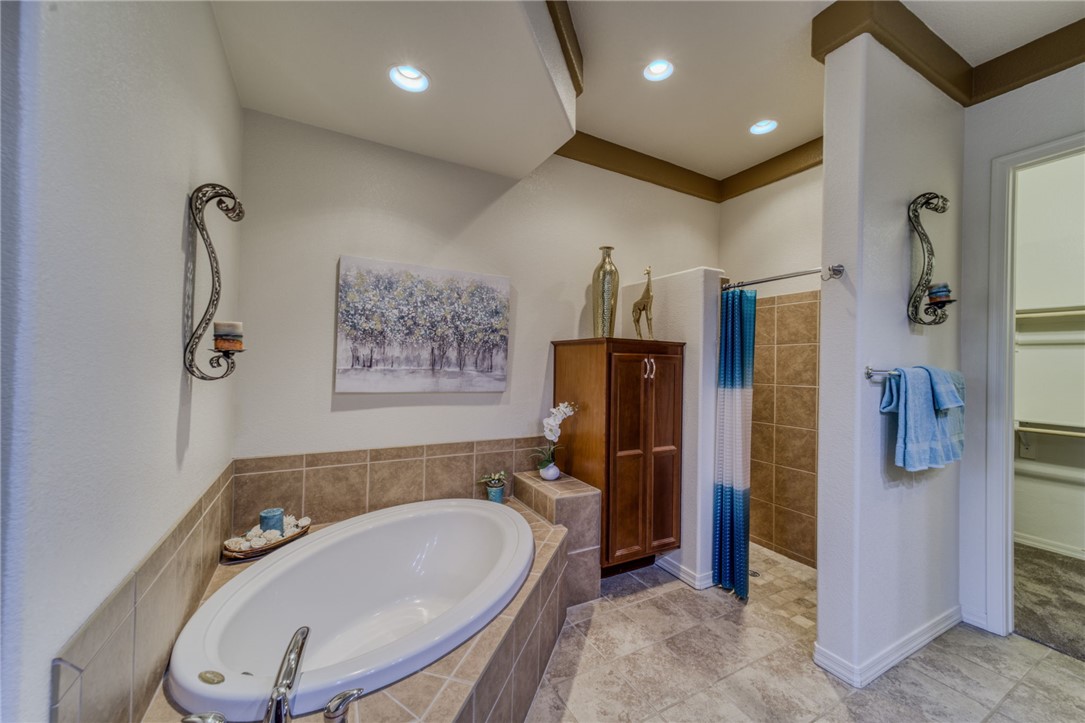 936 Talon Pointe Drive