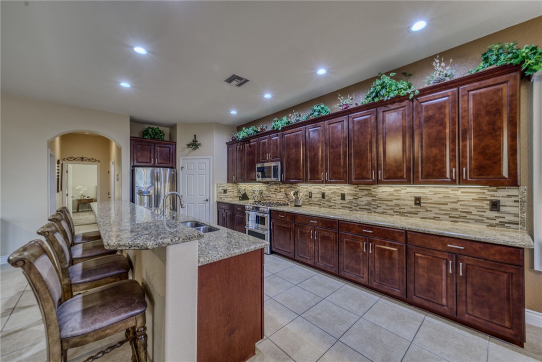 936 Talon Pointe Drive