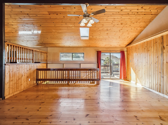 3485 Mountain Drive