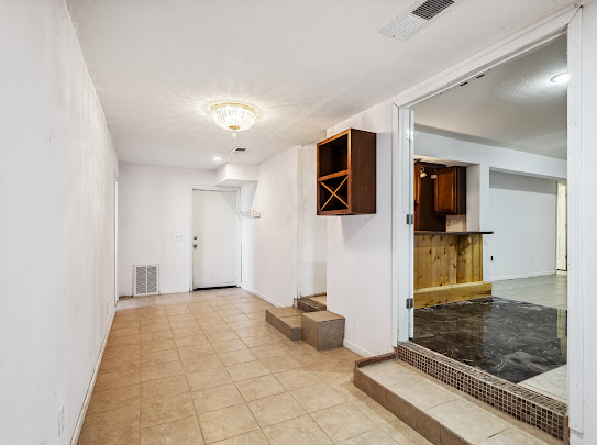 3485 Mountain Drive