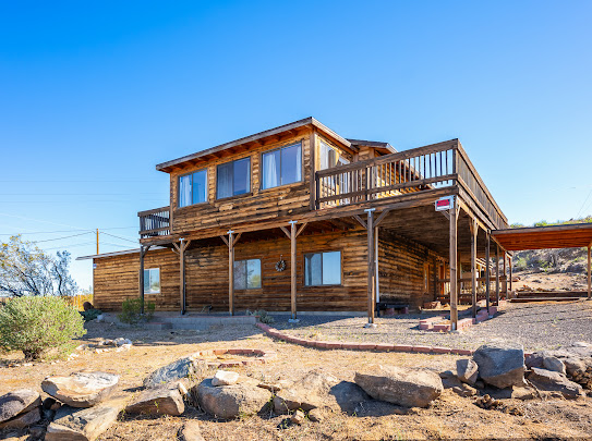 3485 Mountain Drive