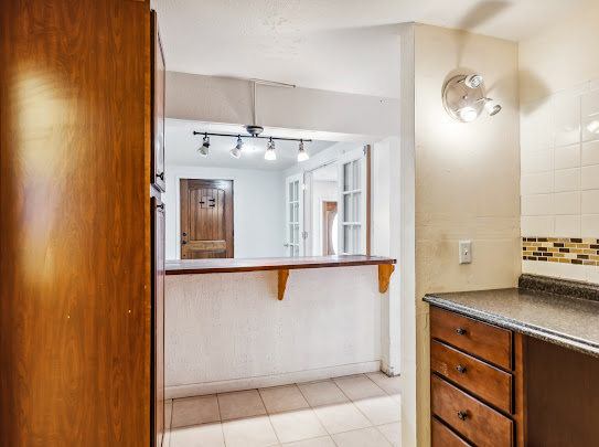 3485 Mountain Drive