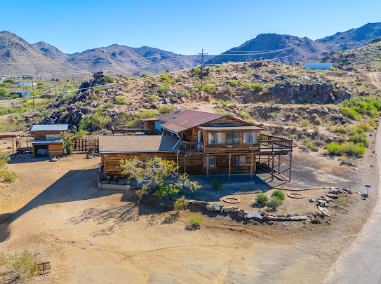 3485 Mountain Drive