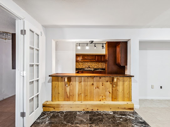 3485 Mountain Drive