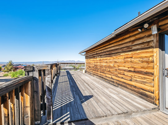 3485 Mountain Drive