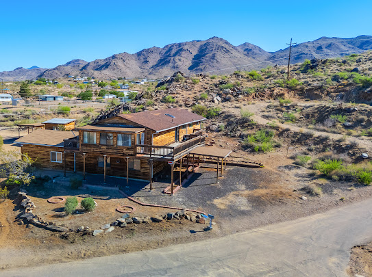 3485 Mountain Drive