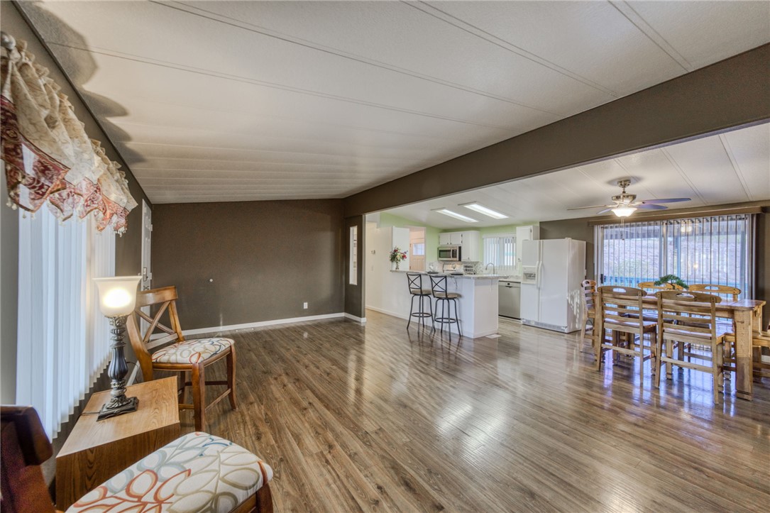 4128 La Mesa