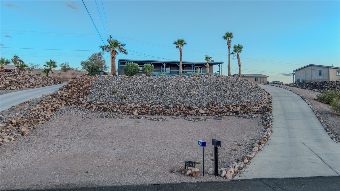4128 La Mesa