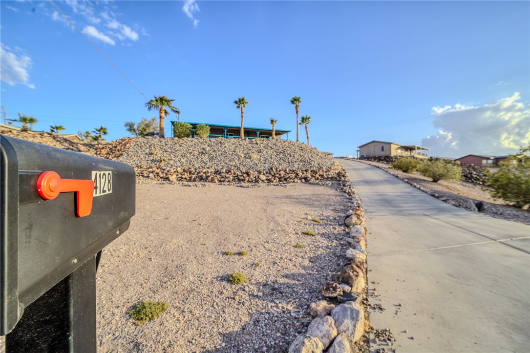 4128 La Mesa