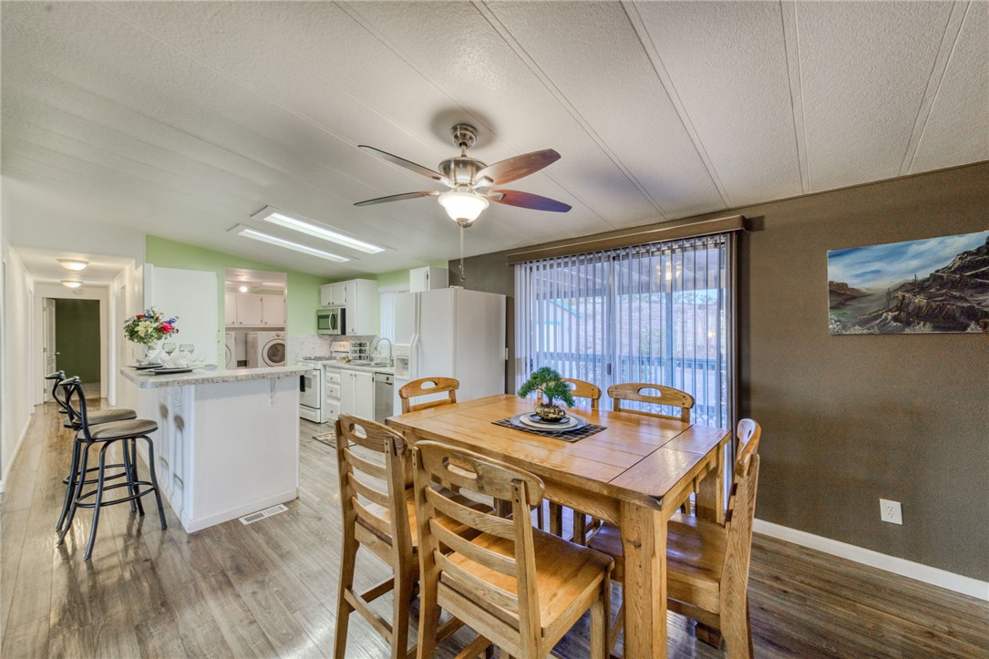 4128 La Mesa