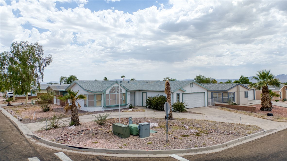 2612 E Sunrise Vista Boulevard