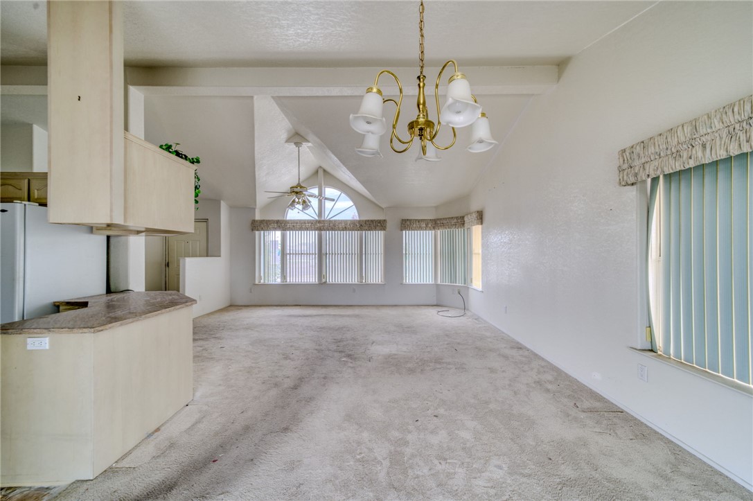 2612 E Sunrise Vista Boulevard
