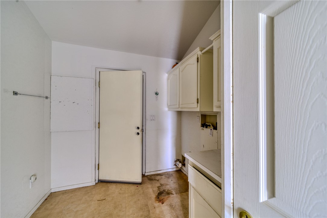2612 E Sunrise Vista Boulevard