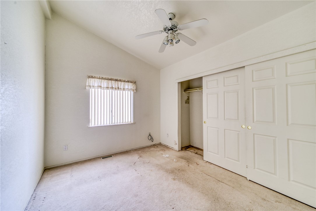 2612 E Sunrise Vista Boulevard