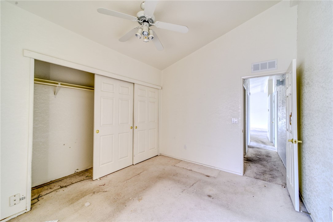 2612 E Sunrise Vista Boulevard