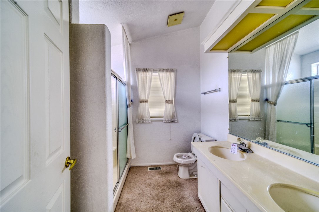 2612 E Sunrise Vista Boulevard