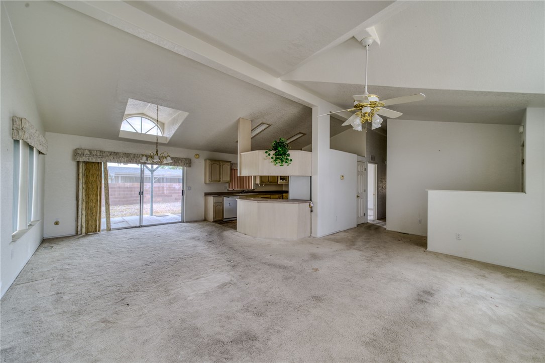 2612 E Sunrise Vista Boulevard