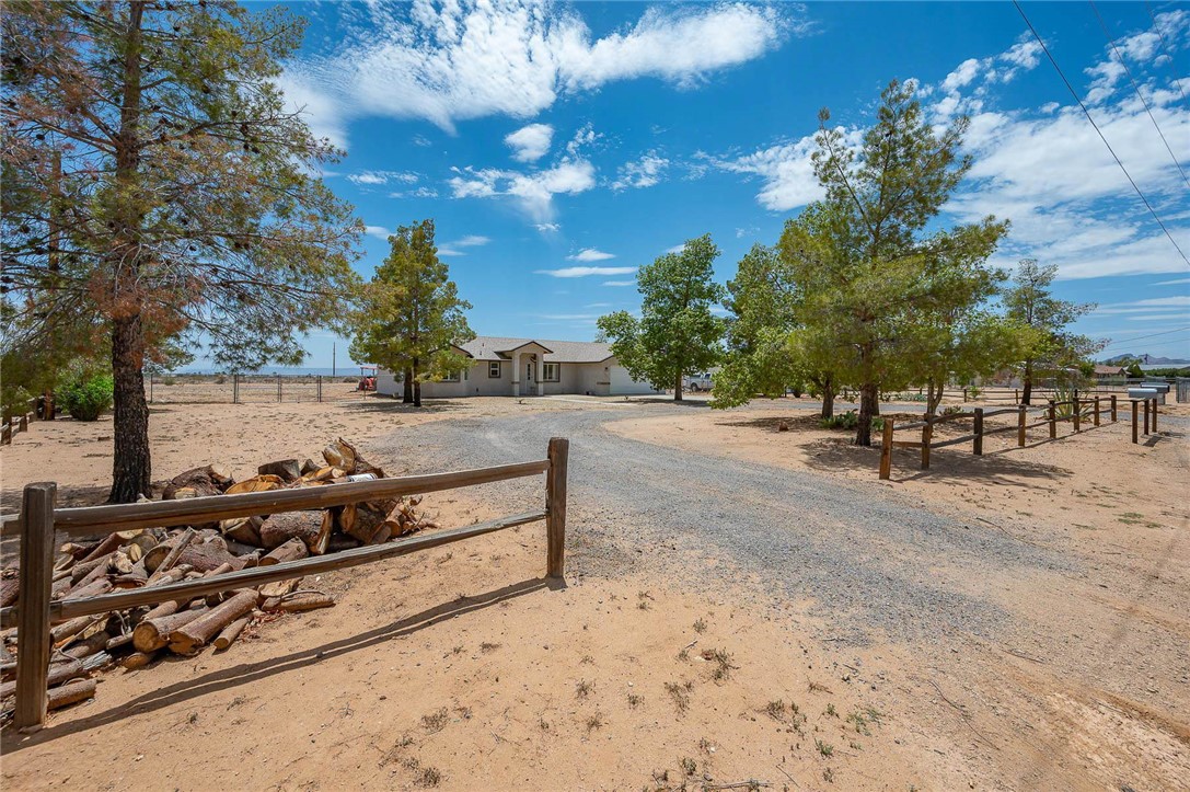 5592 W Tonto Road