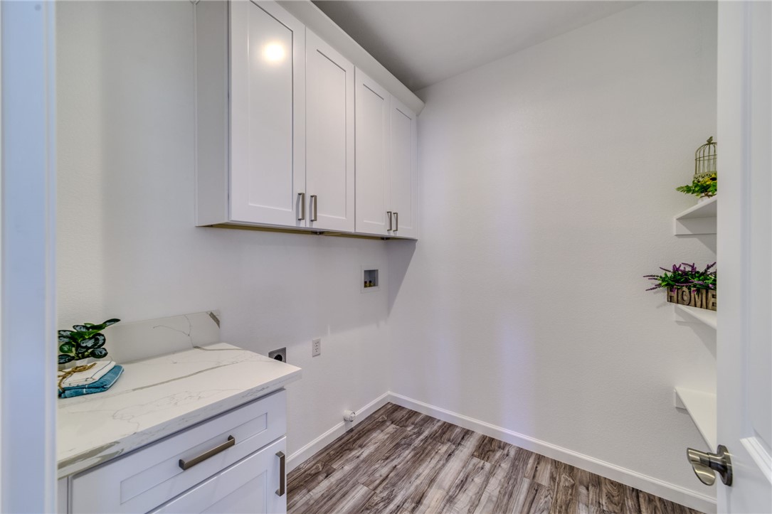 1625 Talc Plaza