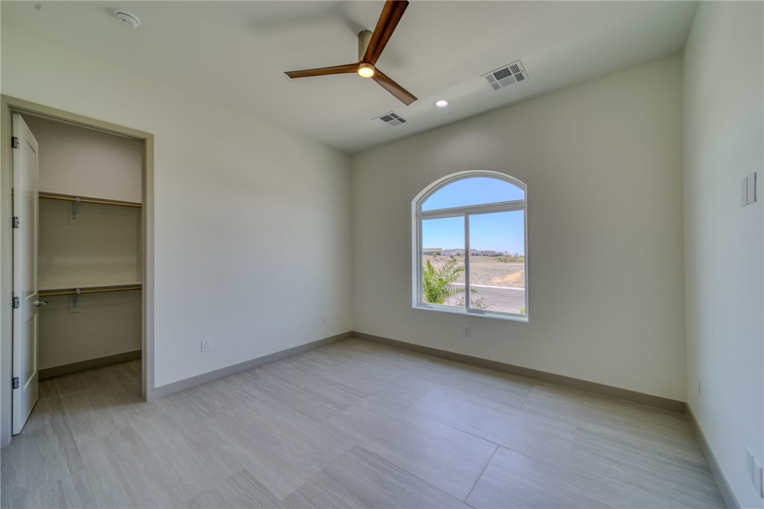 2379 E Paseo Mallorca